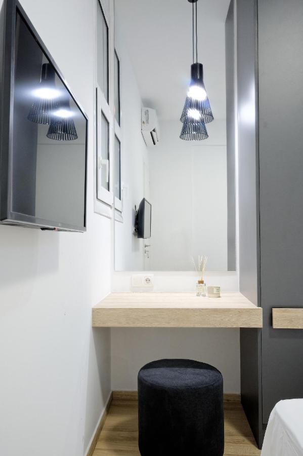 Elegant Big Apartment In Athens Center With Balcony Eksteriør bilde