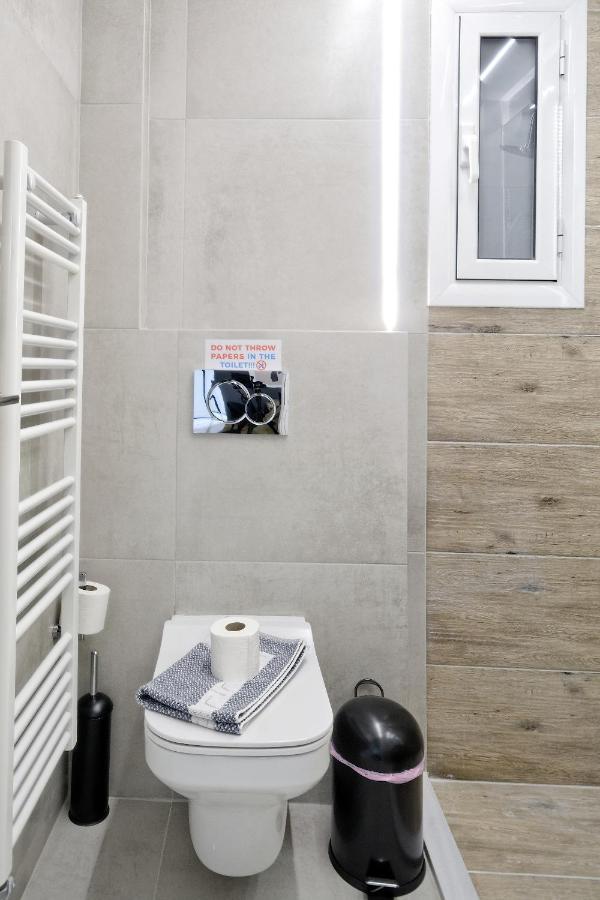 Elegant Big Apartment In Athens Center With Balcony Eksteriør bilde