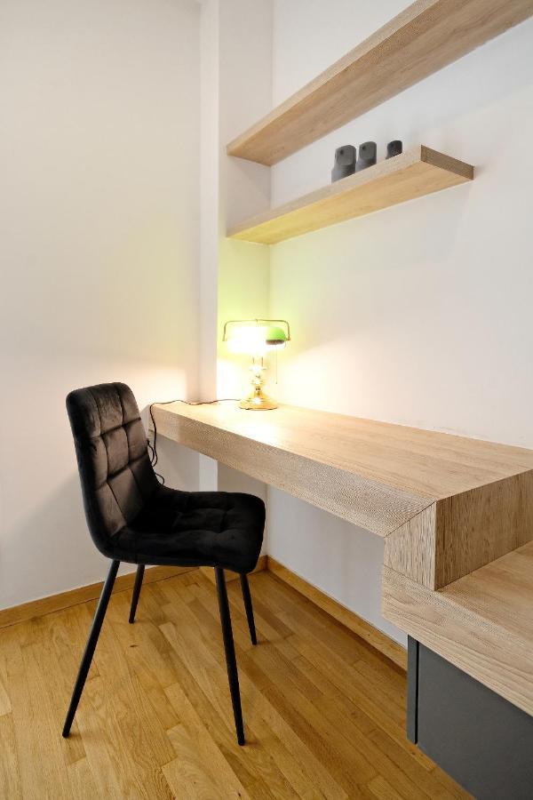 Elegant Big Apartment In Athens Center With Balcony Eksteriør bilde